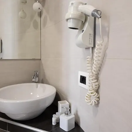 Maison Maneli 4* Rome