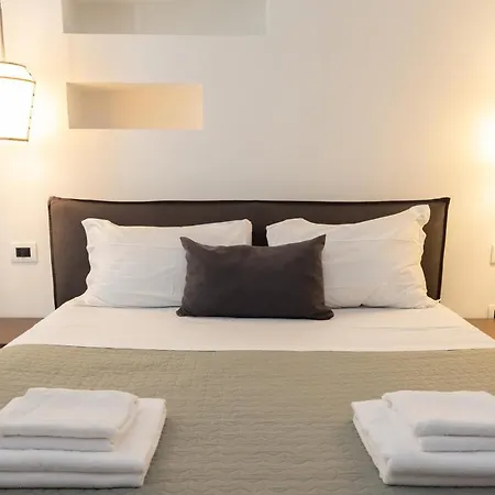 Maison Maneli 4* Rom