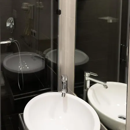 Maison Maneli 4*