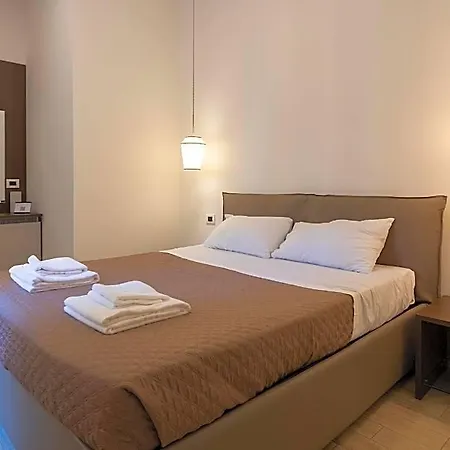 Maison Maneli 4* Roma