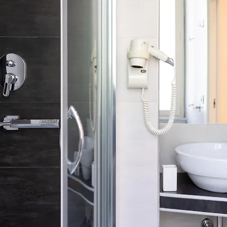 Maison Maneli 4*