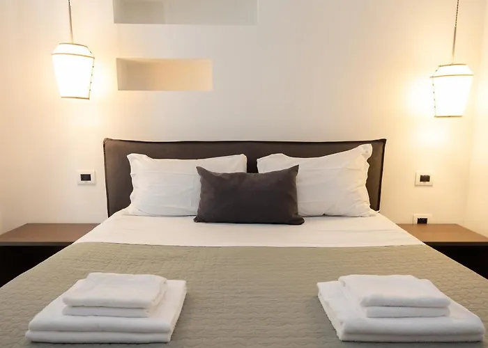 Maison Maneli 4* Rom