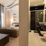 Maison Maneli