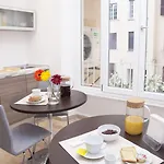Maison Maneli Πανσιόν 4*