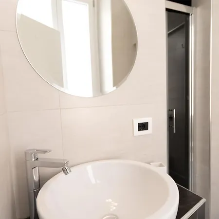 Maison Maneli Affittacamere Roma