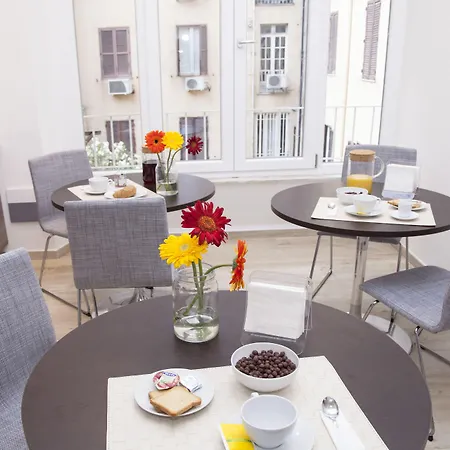 Maison Maneli 4* Roma